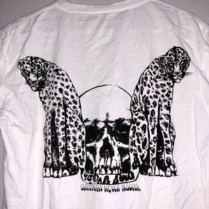 ALLSAINTS (oversized fit white tee)